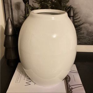 White Glossy Ceramic Vase Home Decor